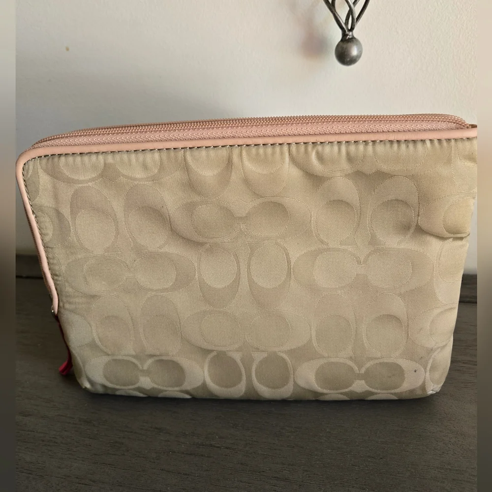 Coach Cosmetic Bag - Picture 6 of 10